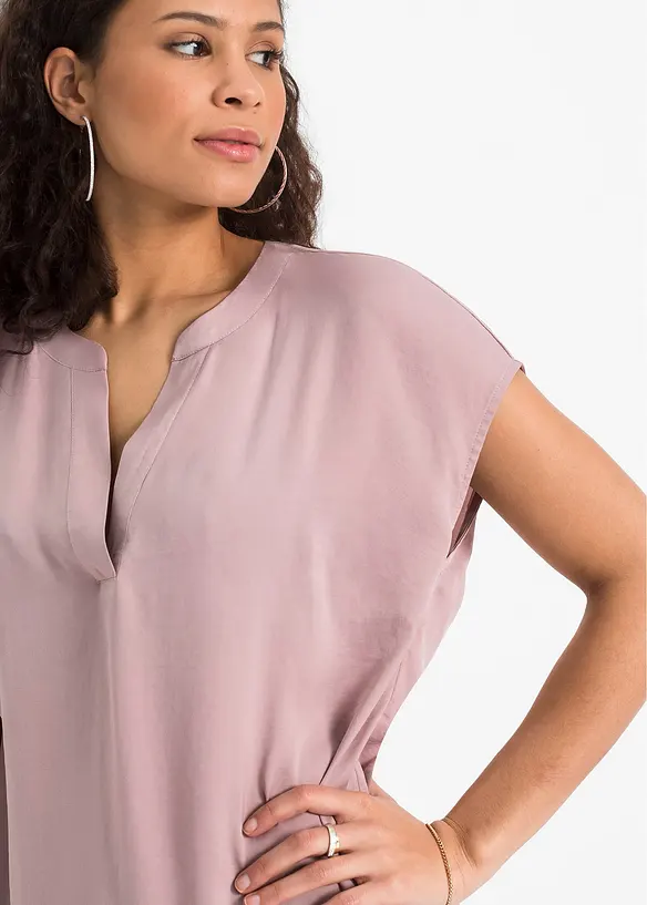Blouse manches courtes ample en satin avec épaules descendues, bonprix