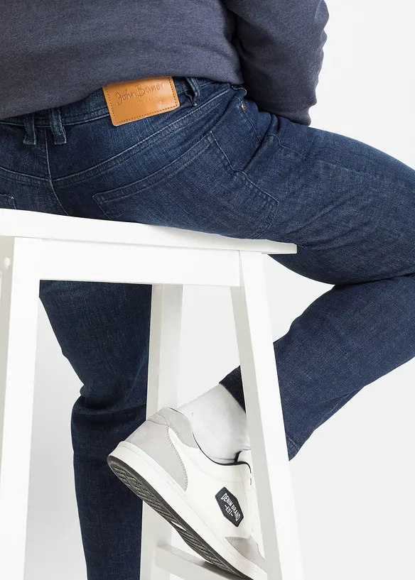 Jean stretch Classic Fit avec entrejambe renforcé, Tapered, bonprix