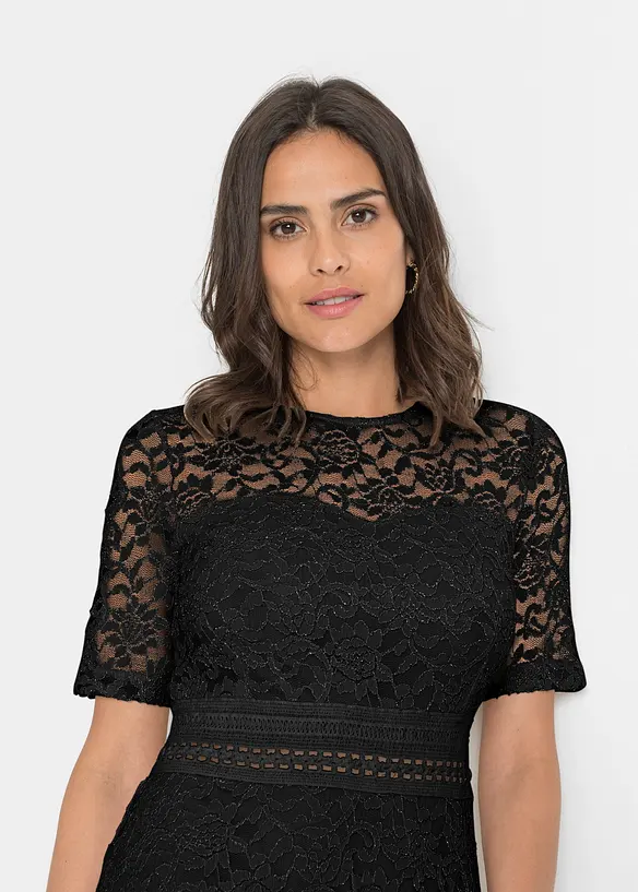 Robe en dentelle avec empiècement crochet, bonprix