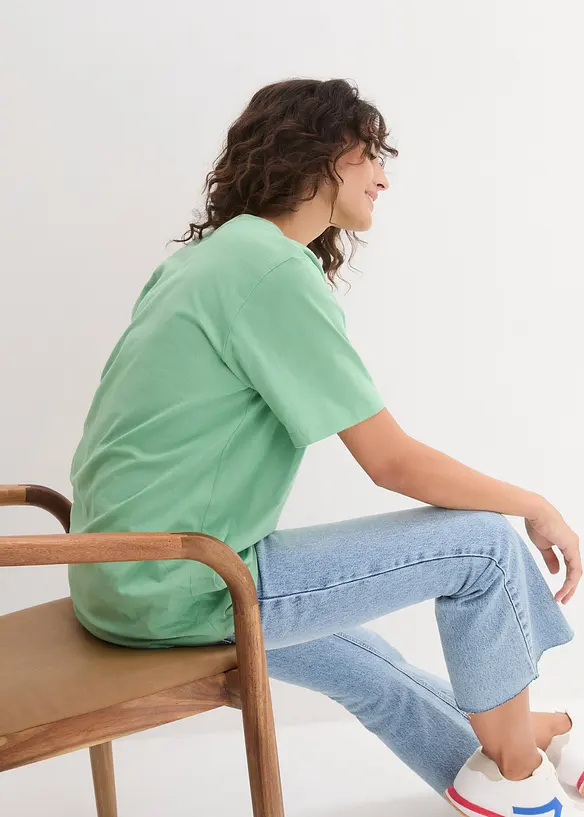 Lot de 5 T-shirts longs et amples &agrave; col V, bonprix