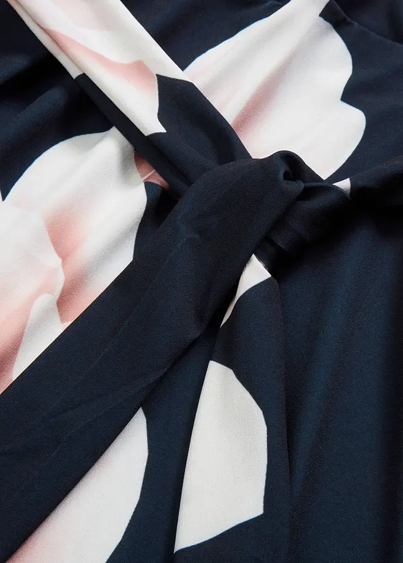 Robe longue derrière en jersey avec ceinture à nouer, bonprix