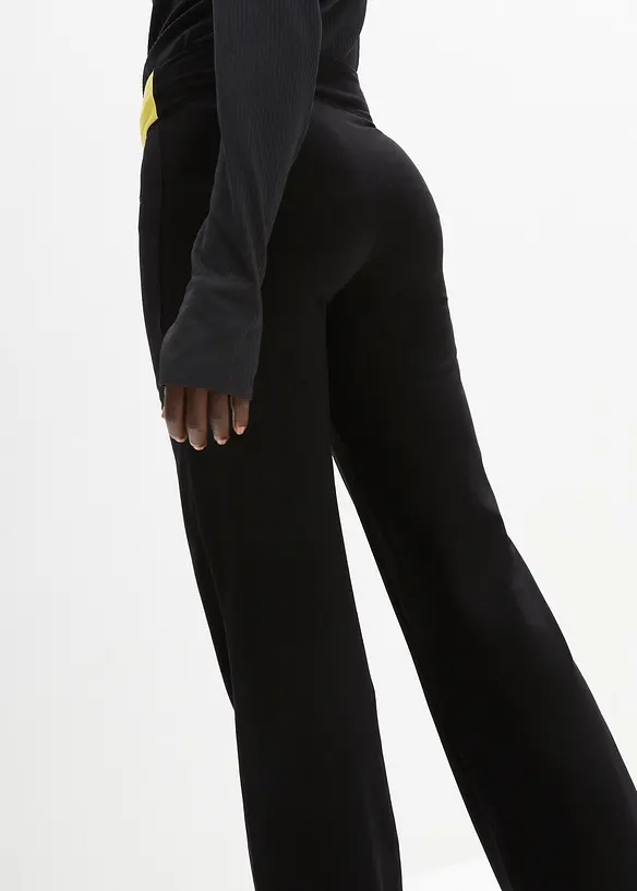 Pantalon de sport en coton, jambes évasées, bonprix