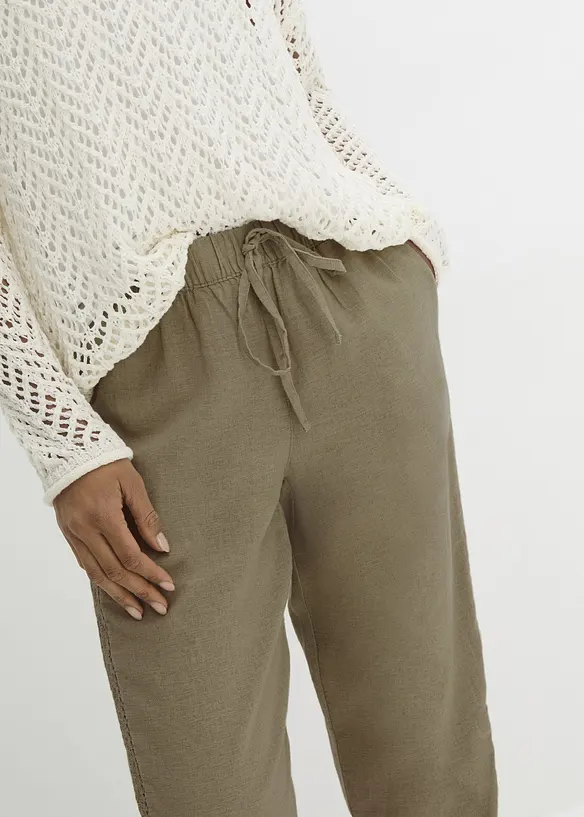 Pantalon en lin majoritaire avec empiècement de dentelle sur le côté, longueur cheville, bonprix