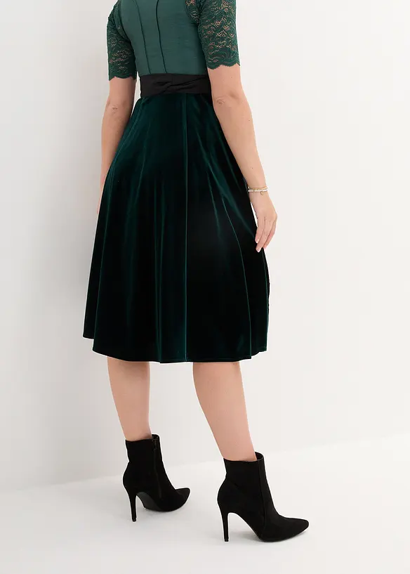 Tablier de dirndl, aspect soie sauvage, bonprix