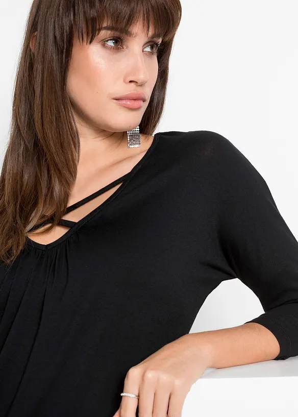 T-shirt avec d&eacute;tail en viscose, bonprix