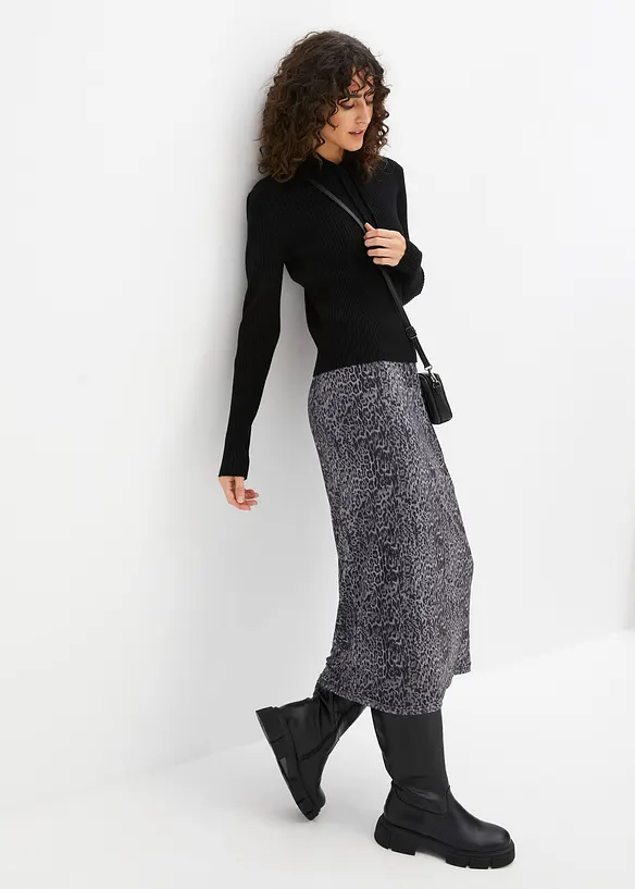 Pull doux &agrave; capuche, bonprix