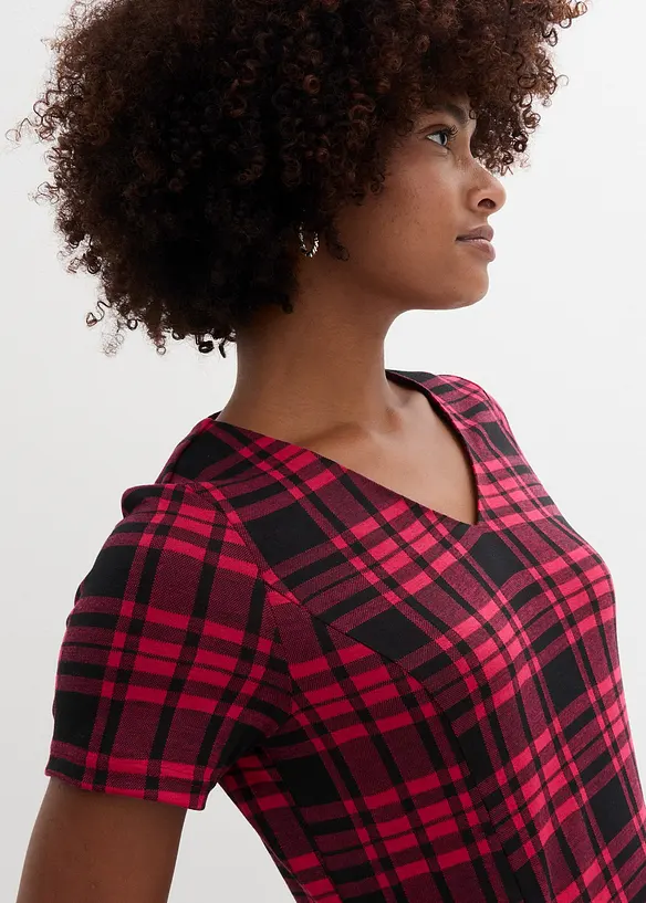 Robe jacquard avec rivets décoratifs, bonprix