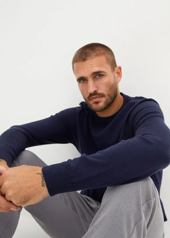 Pull doux en fine maille de coton majoritaire, bonprix