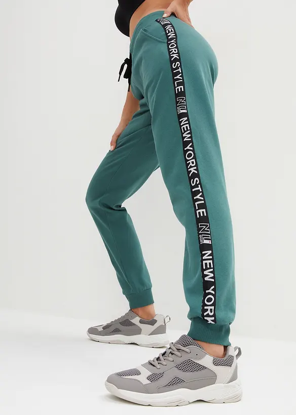 Pantalon de jogging avec finitions bord-côtes et imprimé, bonprix
