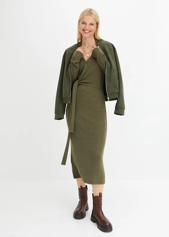 Robe midi en maille, bonprix