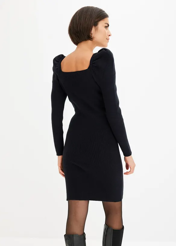 Robe en maille &agrave; d&eacute;collet&eacute; carr&eacute;, bonprix