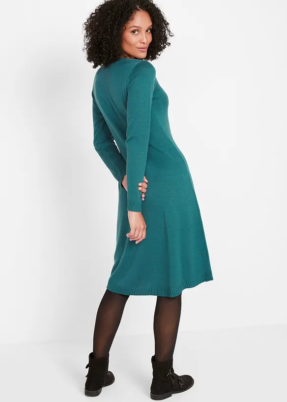 Robe &eacute;vas&eacute;e en maille, bonprix