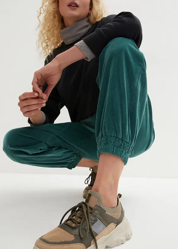 Pantalon en velours côtelé, coton extensible, bonprix