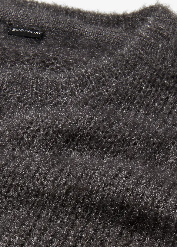 Pull oversize en fil moelleux, bonprix