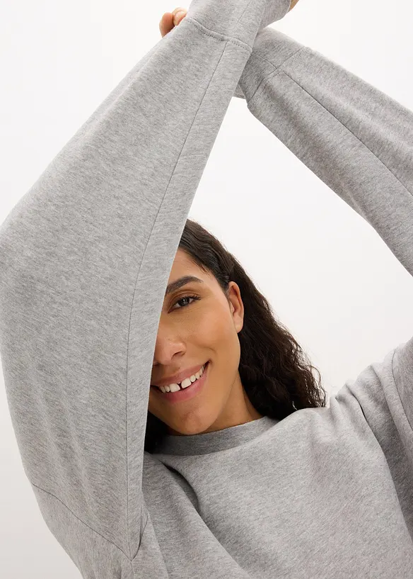 Robe oversize en molleton, bonprix