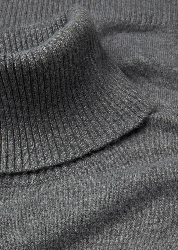 Robe en maille à col roulé, bonprix