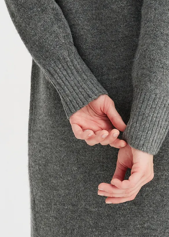 Robe pull fendue sur le côté, bonprix