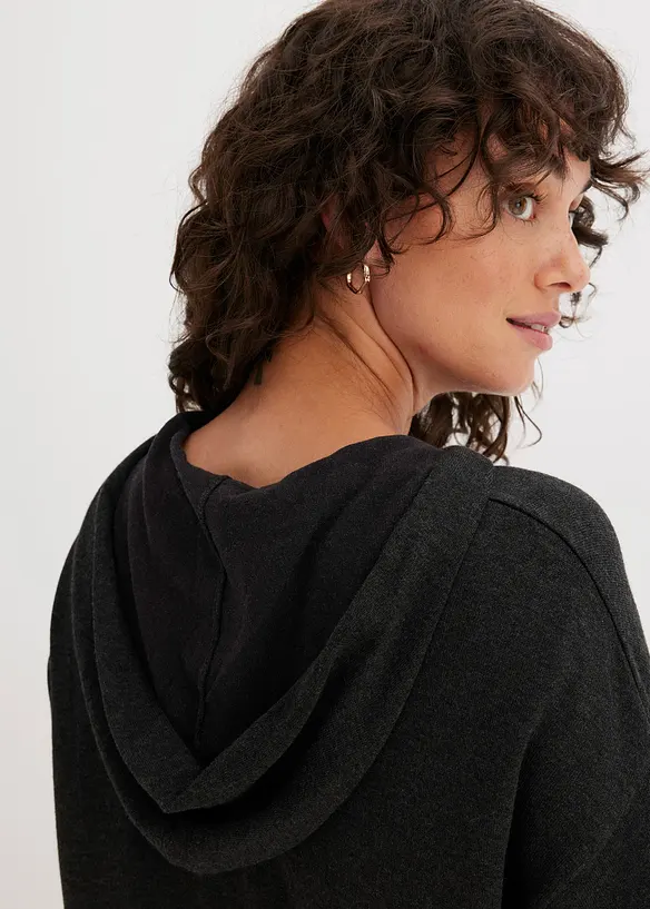 Sweat en maille à capuche et poche kangourou, bonprix