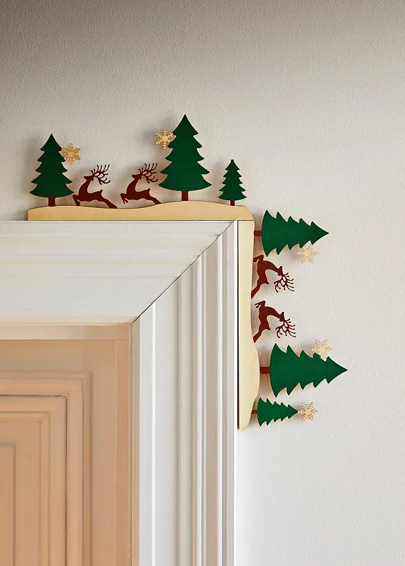 Déco encadrement de porte avec sapins et rennes de Noël, bonprix