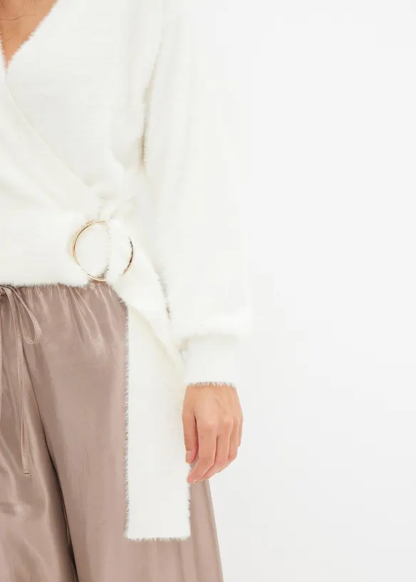 Pull cache-cœur avec accessoire, bonprix