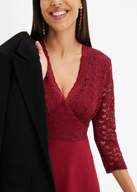 Robe &agrave; dentelle, bonprix