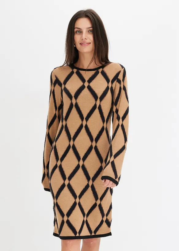 Robe en maille poilue avec motif en losange, bonprix