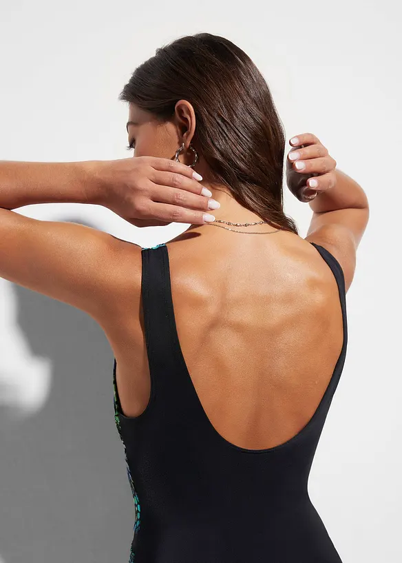 Maillot 1 pi&egrave;ce sculptant en polyamide recycl&eacute;, bonprix