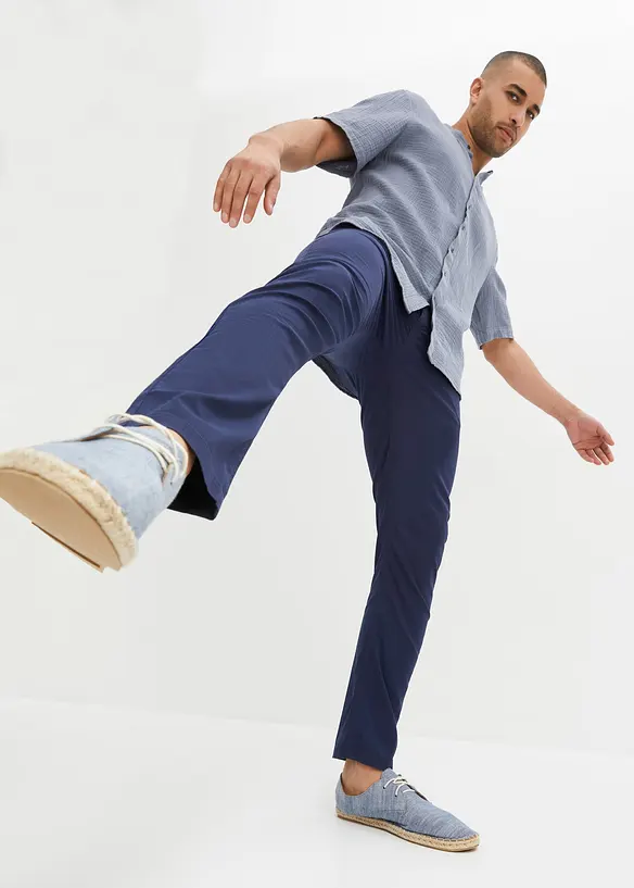 Pantalon chino léger et extensible, regular, bonprix