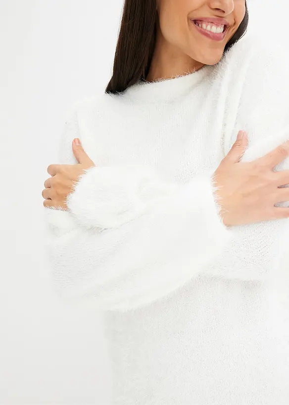 Pull en fil duveteux, bonprix