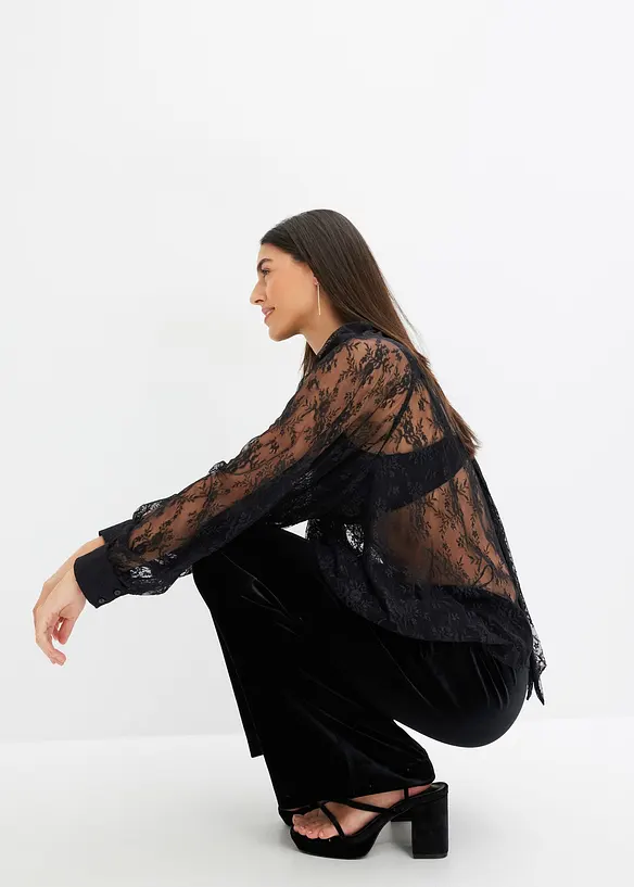 Blouse en dentelle légèrement transparente, bonprix