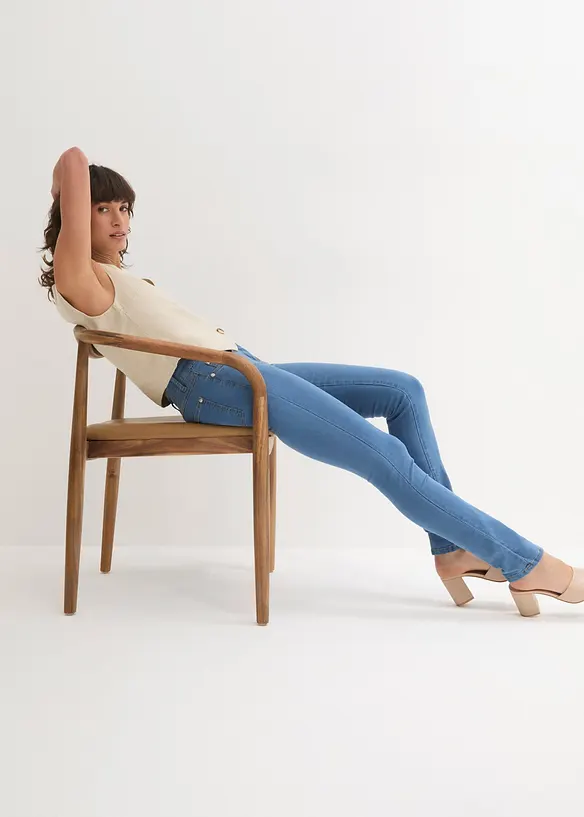 Jean slim taille mi-haute, très extensible, bonprix