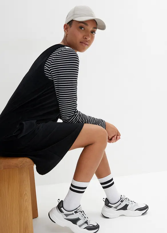 Robe chasuble en jersey velours c&ocirc;tel&eacute;, bonprix