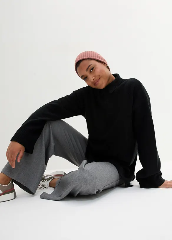 Pull oversize à col roulé ouvert et fentes latérales, bonprix