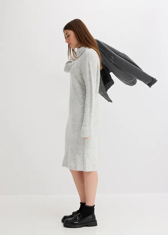 Robe en maille c&ocirc;tel&eacute;e, bonprix