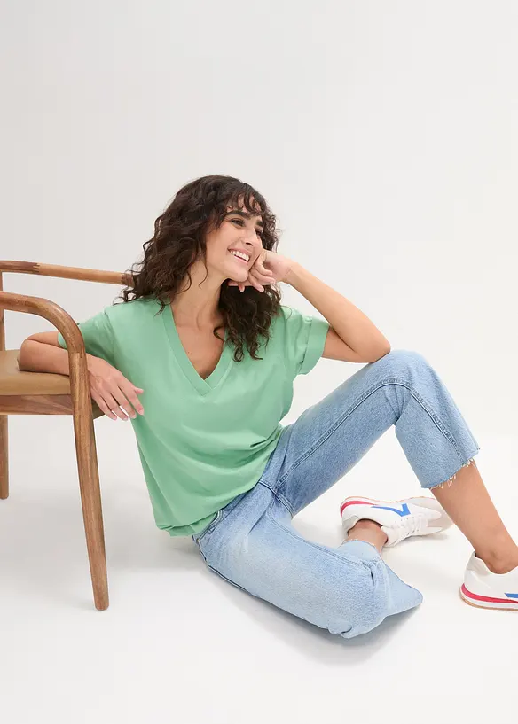 Lot de 5 T-shirts longs et amples &agrave; col V, bonprix