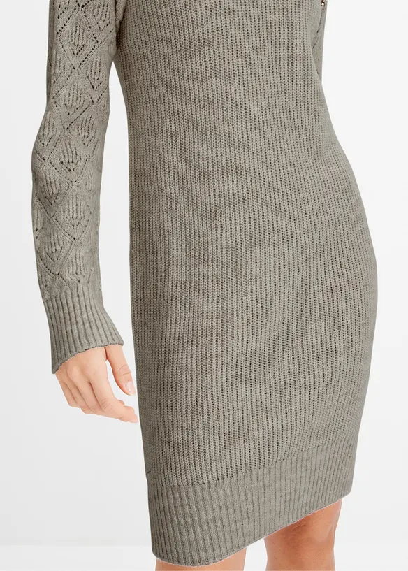 Robe en maille rehauss&eacute;e de boutons d&eacute;coratifs, bonprix