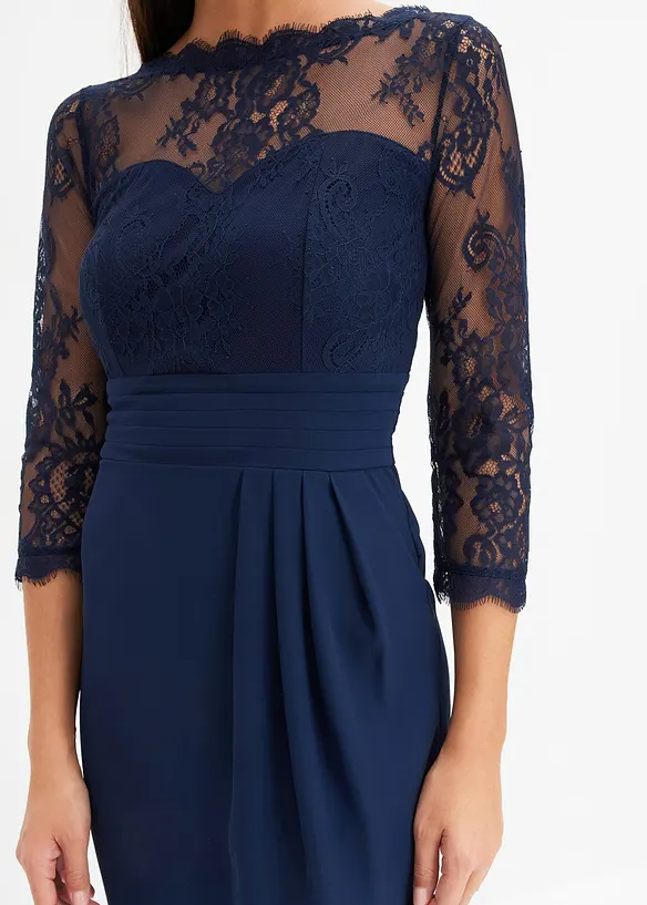 Robe courte avec empiècement dentelle, bonprix