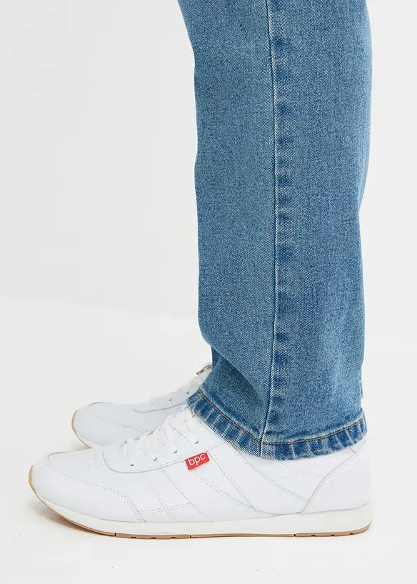 Jean droit extensible, coupe classique, bonprix