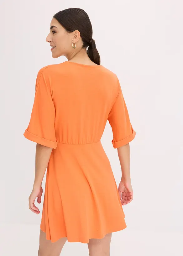 Robe courte et cintrée, bonprix