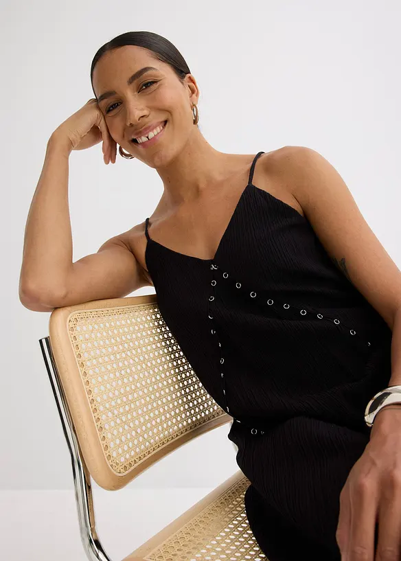 Robe longue orné d’œillets, bonprix