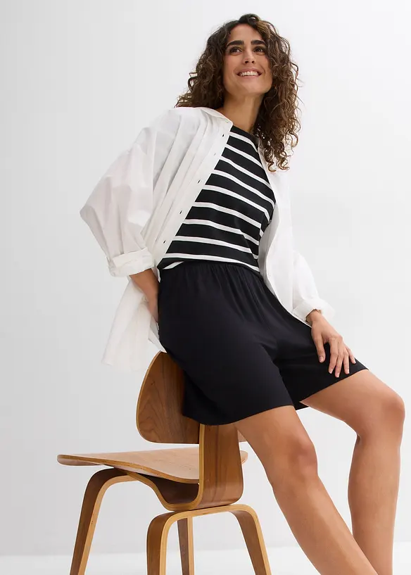 Short à taille élastiquée en viscose douce et extensible, bonprix