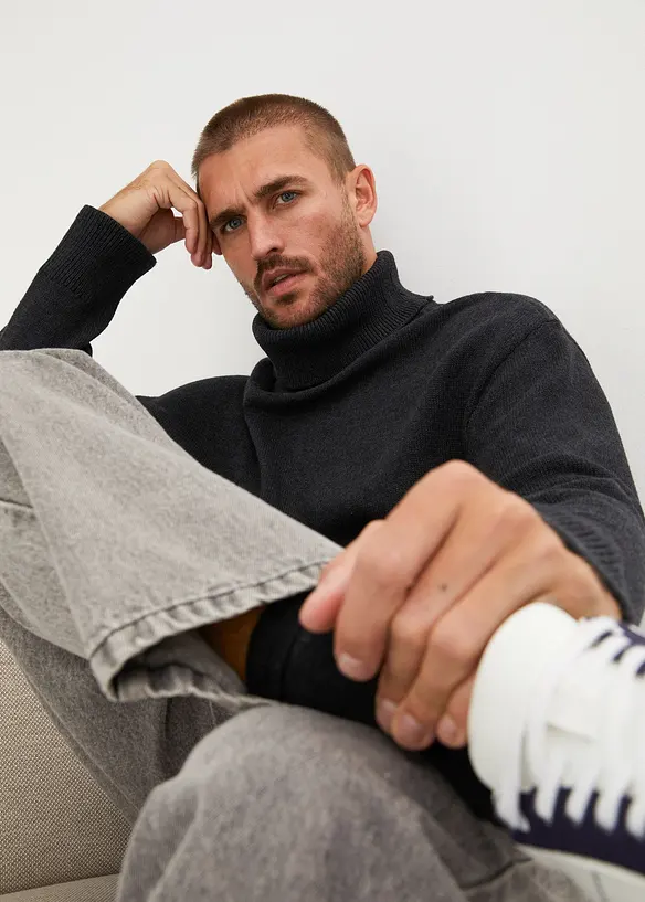 Pull col roulé en coton recyclé majoritaire, Loose Fit, bonprix