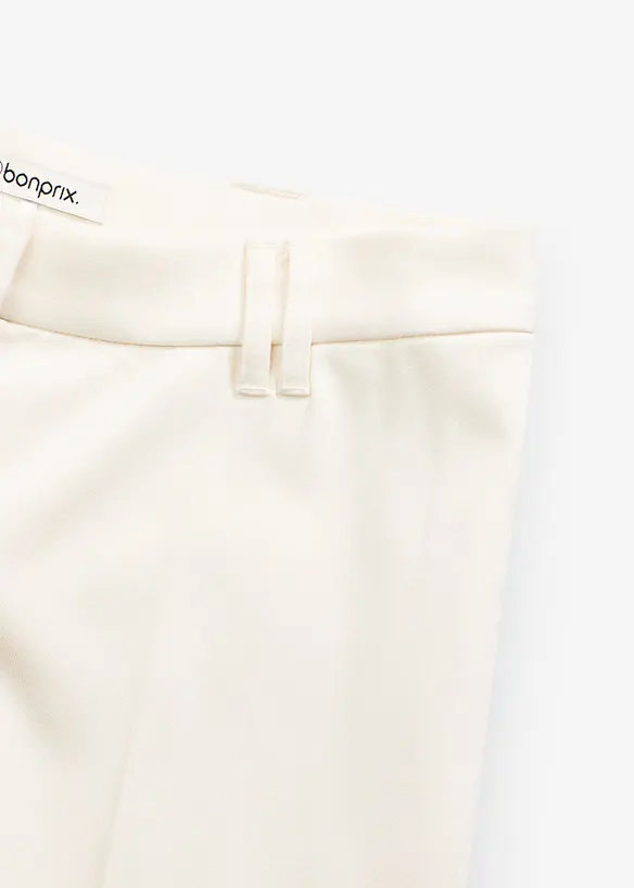 Short cintré, bonprix