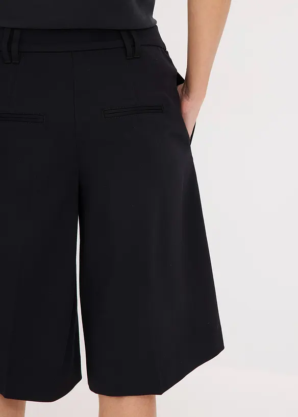 Short cintré, bonprix