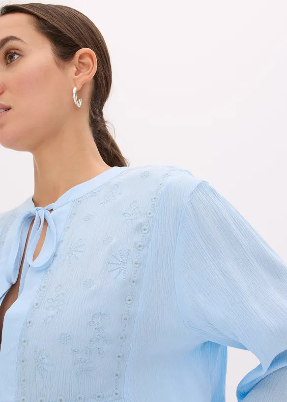 Blouse avec broderies anglaises, bonprix