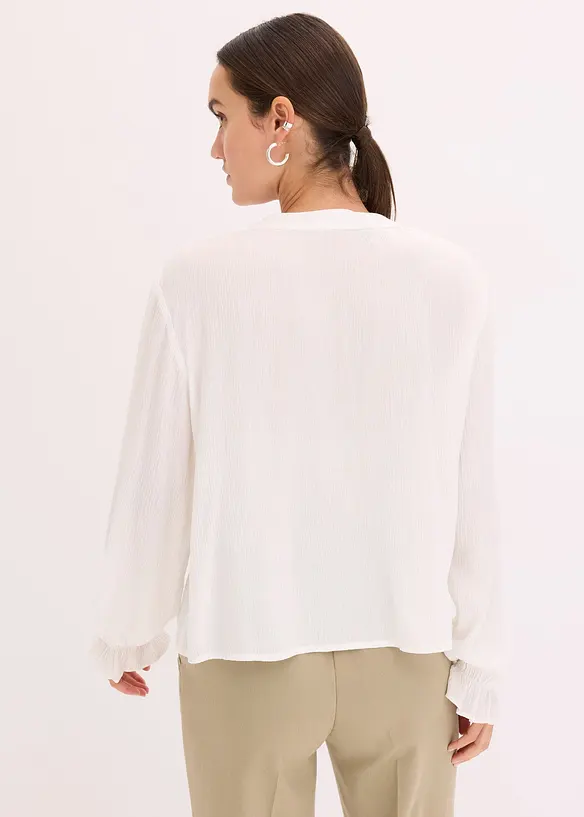 Blouse avec broderies anglaises, bonprix