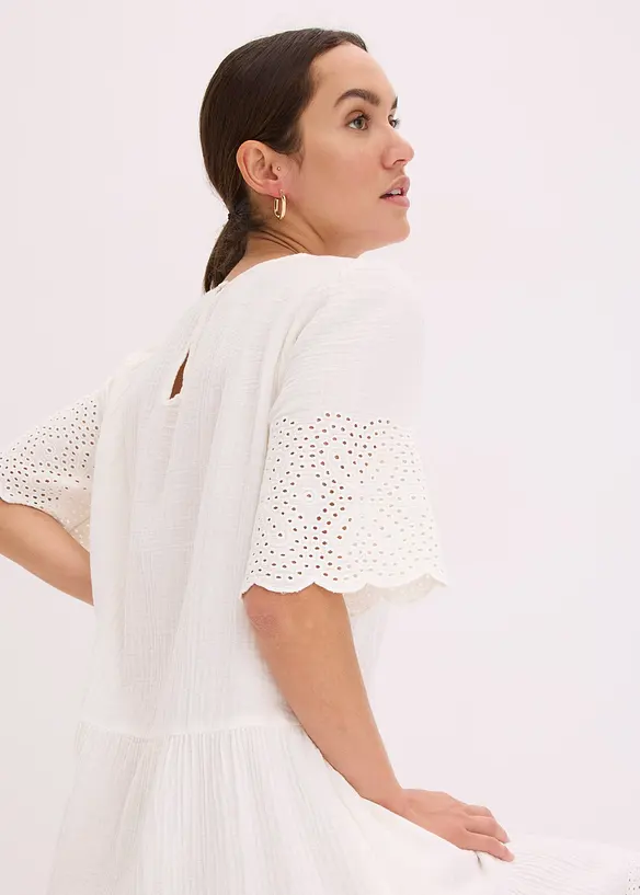 Robe en gaze de coton &agrave; broderies anglaises, bonprix