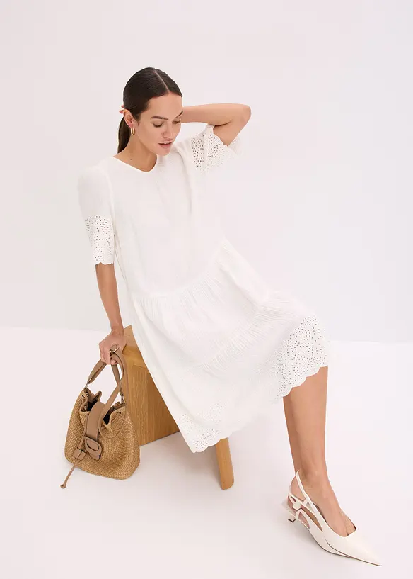 Robe en gaze de coton &agrave; broderies anglaises, bonprix