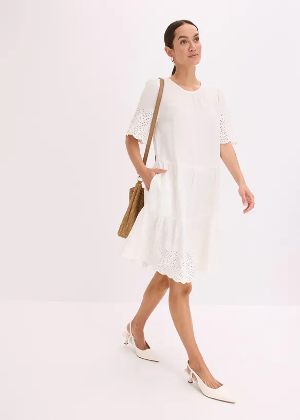 Robe en gaze de coton &agrave; broderies anglaises, bonprix