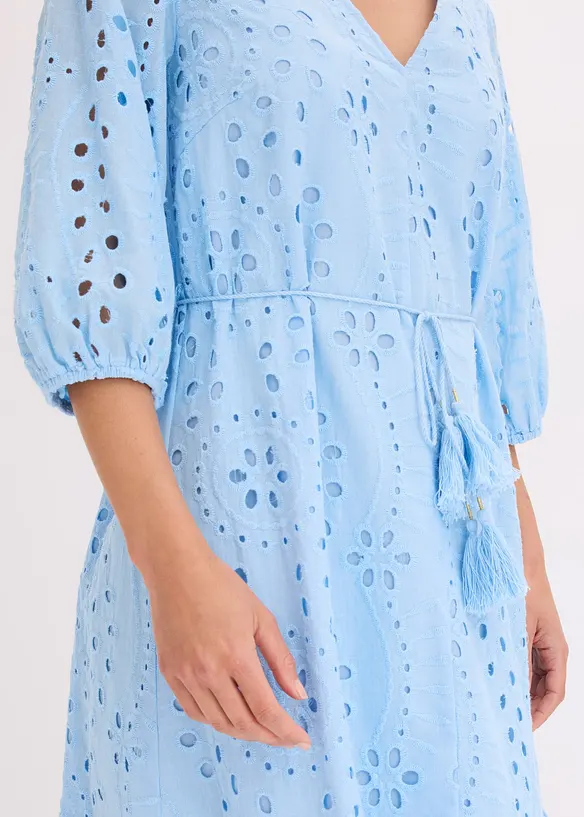 Robe midi à broderies anglaises, bonprix